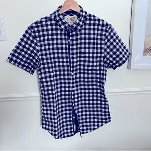 Men’s Penguin Button Shirt
Slim fit